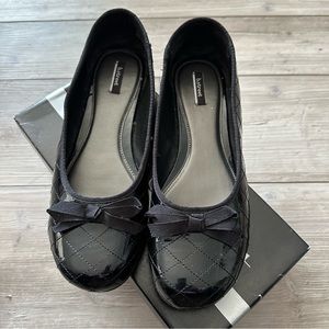 Women’s Shoes Flats B.Street Quilton Black Patent With Bow Size 10M